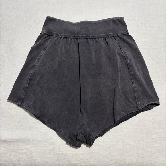 FP Movement by Free People Hot Shot Harem Shorts | Size XS - Picture 10 of 15